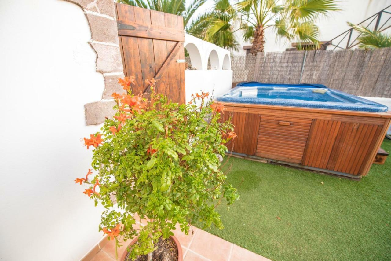 לאחארס Villatommy Heated Pool, Hottub, Fast Wifi מראה חיצוני תמונה